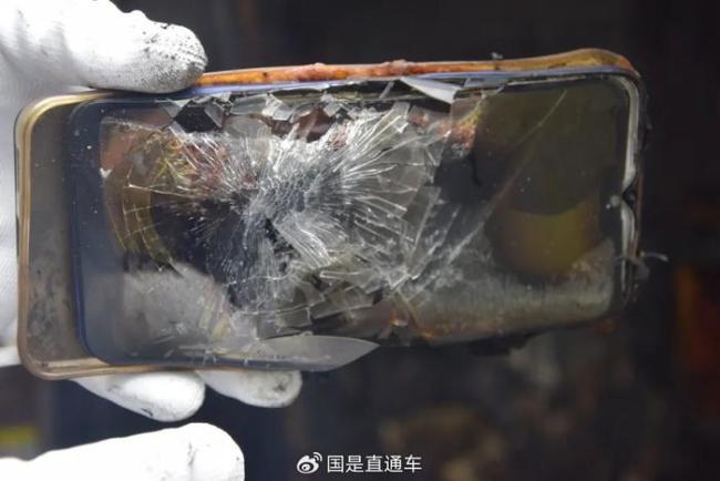 快去檢查車內(nèi)有無這些東西！高溫下會“自爆”,！ 謹防車廂變“烤箱”