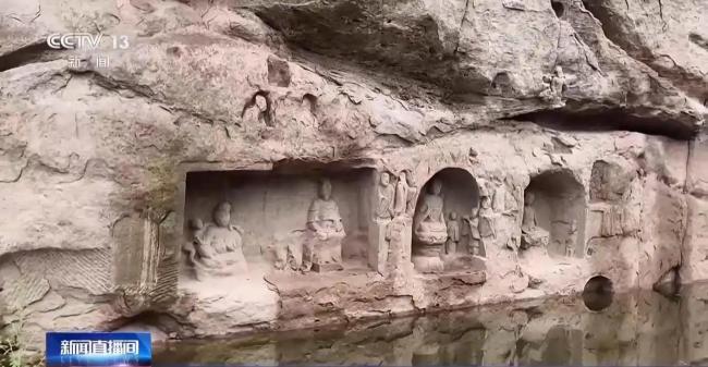 重慶一水庫水位下降現(xiàn)宋代摩崖造像 新發(fā)現(xiàn)豐富石刻藝術(shù)類型