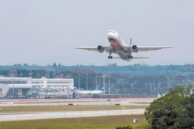 東中部樞紐之爭或再起 航空物流競爭加劇