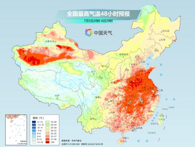 特大暴雨來襲 新臺風(fēng)醞釀中 三巨頭齊聚天氣舞臺
