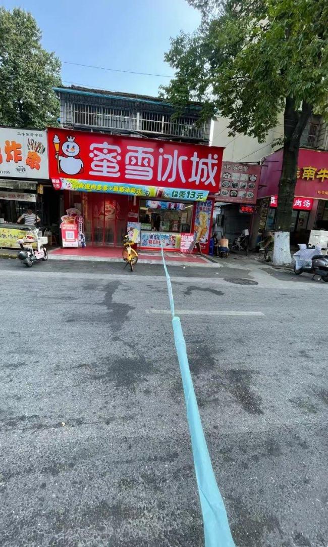 全国网友薅外卖大战羊毛,有商家1小时接300单,有骑手一晚挣千元 外卖平台订单创纪录