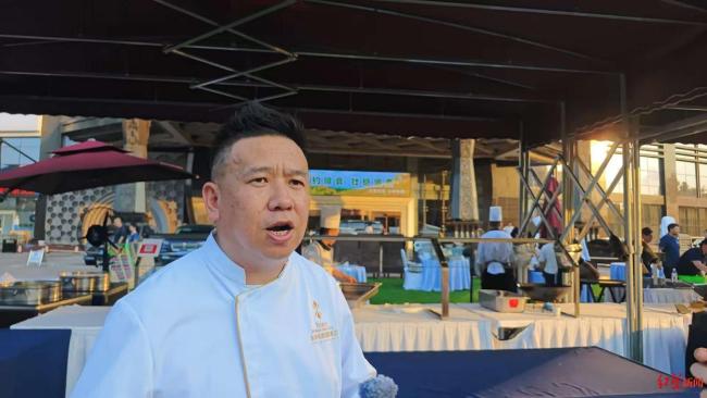 鄭州一星級酒店擺攤日入超9萬 人間煙火氣引發(fā)熱議
