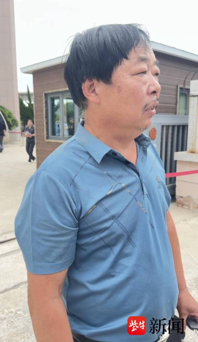 威海被生母毆打致死5歲男童已入土
