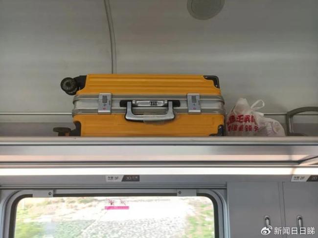 乘客吐槽座椅后方塞滿行李 影響舒適度引關(guān)注