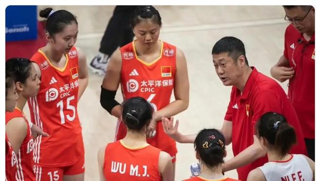 中國女排“朱袁張”時(shí)代正式落幕,！三人無緣世錦賽，十年輝煌成追憶