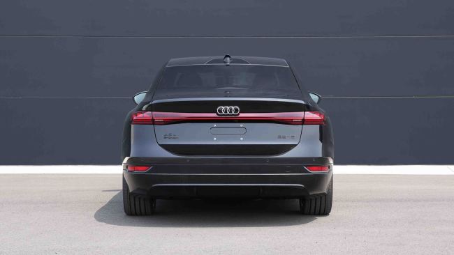 國產(chǎn)奧迪A6L e-tron實(shí)車 電動版終于亮相
