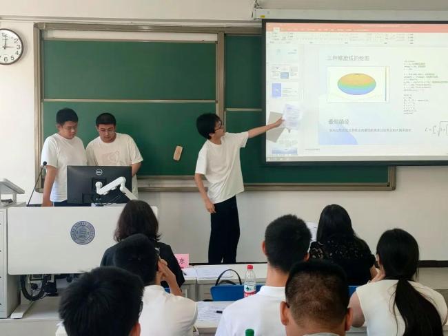 北京三名学生获全国数学建模一等奖 低空无人机物流研究获奖