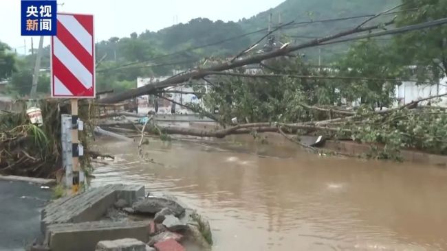 密云暴雨引发洪水 村民发声