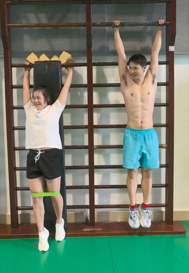 全红婵近照 发育期身材变化引热议
