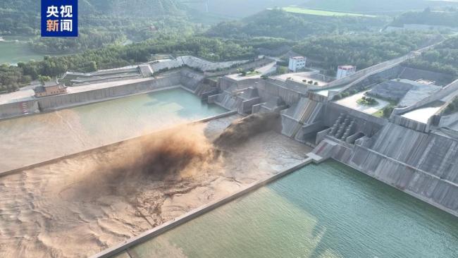 小浪底水利枢纽开启泄洪运用 应对上中游强降雨