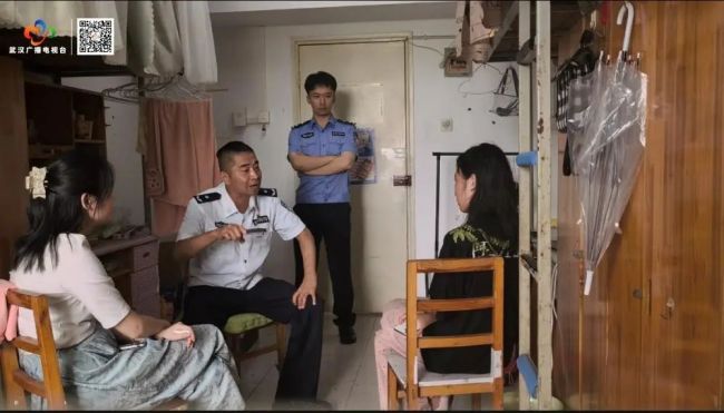 女子瞒着家人老师欲出境被拦截 警方火速劝阻成功