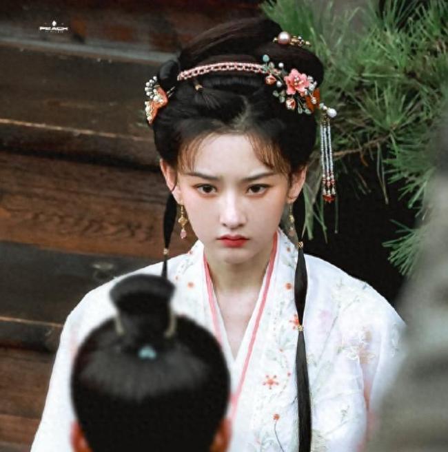 阿吱阿吱 王鹤棣宋祖儿 双顶流互助告吹风云