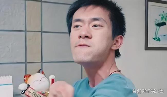 花4000块看演唱会还得扫厕所？易烊千玺粉丝的卑微追星路