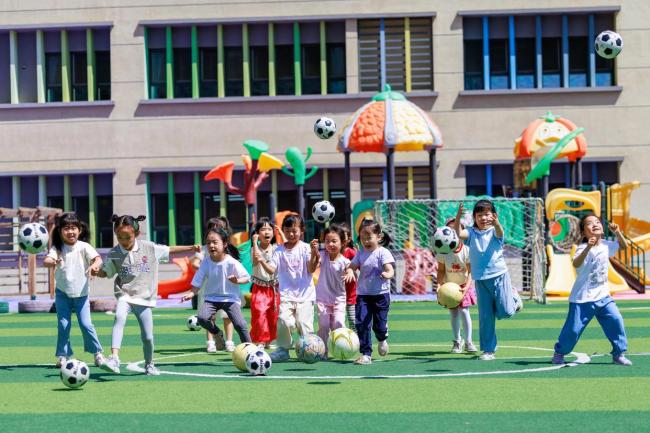 公辦幼兒園3年保教費(fèi)均免除還要多久 專家稱需逐步推進(jìn)