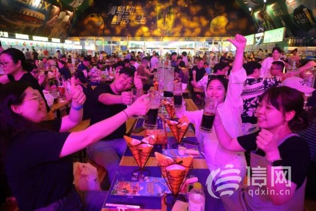 万名韩国游客游青岛
