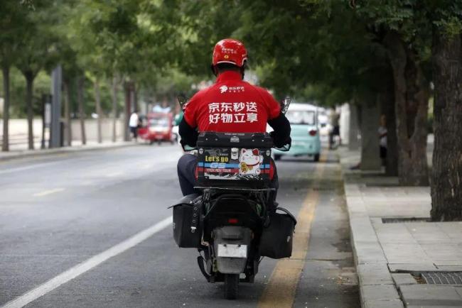 4個(gè)月燒光幾百億，史上最貴外賣大戰(zhàn)，到底誰(shuí)是贏家？