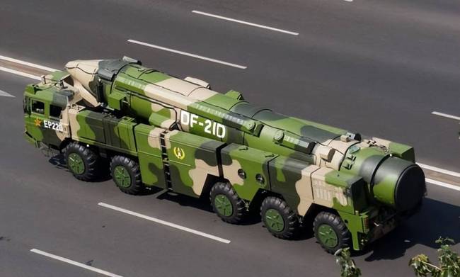 唐驳虎:解放军反航母水平震撼外界 高超音速导弹显威力