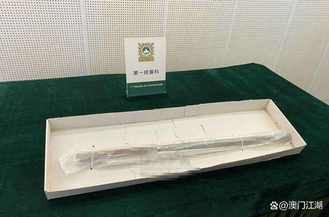 澳门六旬男子杀弟后跳楼坠亡 家庭悲剧引发社会关注
