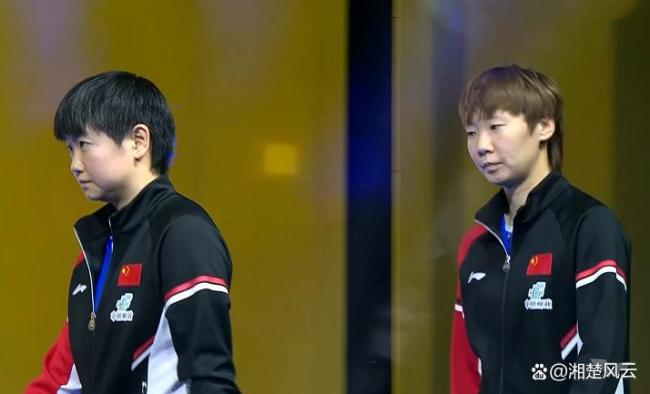 孙颖莎笑得好开心 女双夺冠欢乐开怀