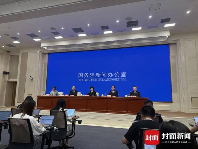 十四五海关缴获走私入境毒品15.7吨 守护家庭使命