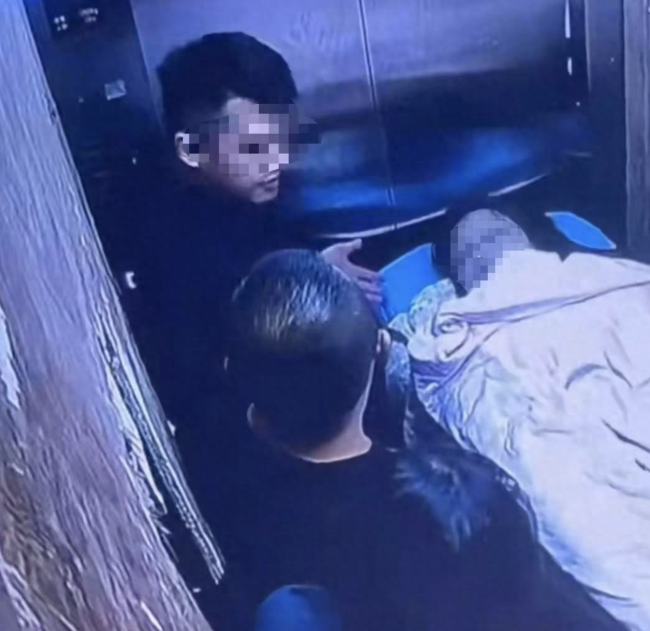 女子被指家暴身亡正二次尸检，女子好友：为她老公降分报考大学