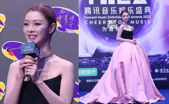 刘宇宁长靴比我腿长