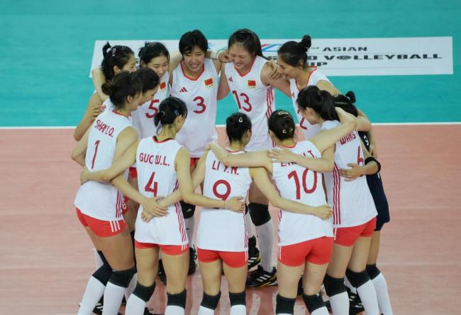 中国女排晋级16强 主帅为何并不轻松 主场压力与细节挑战