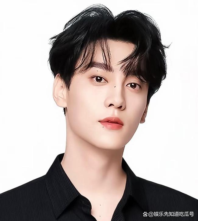 田栩宁或将登费加罗封面 未露面引爆全球热搜