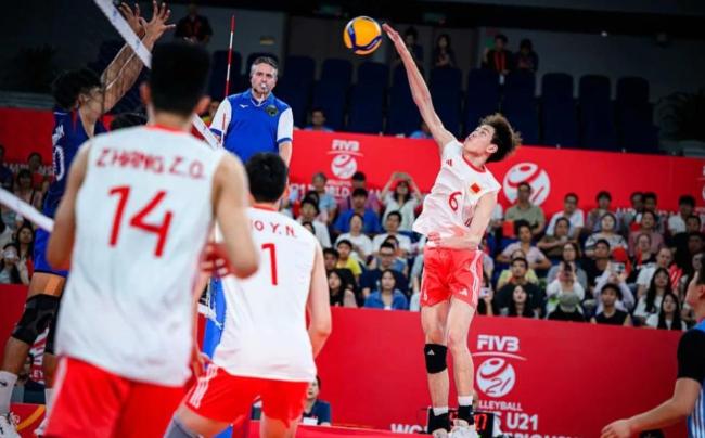 中国女排晋级16强 主帅为何并不轻松