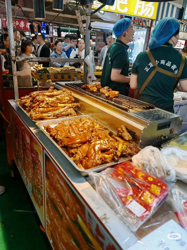 逛全国最大的夜市和早市：狂不完，根本逛不完