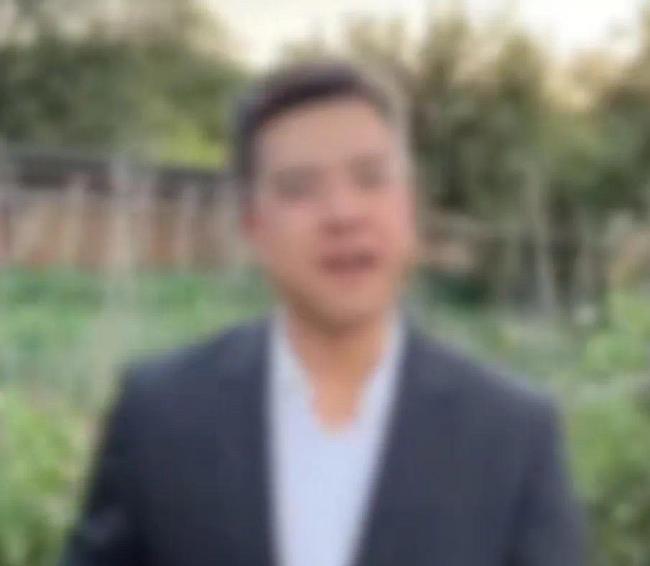 落马副行长出狱后当网红 一周涨粉两万 账号遭禁言处理