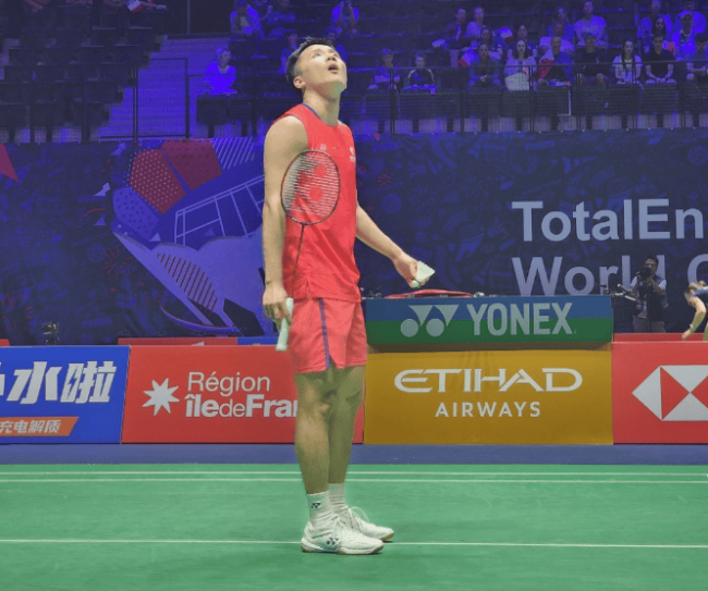 中途断电葬送好局！陆光祖1-2不敌加拿大00后，止步世锦赛32强