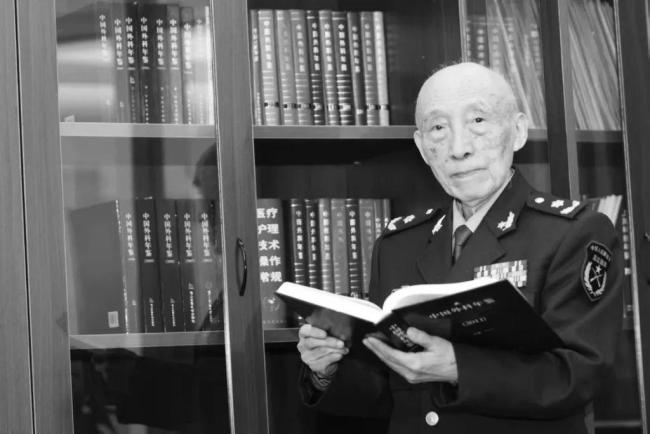 外科专家仲剑平逝世 享年101岁 一生奉