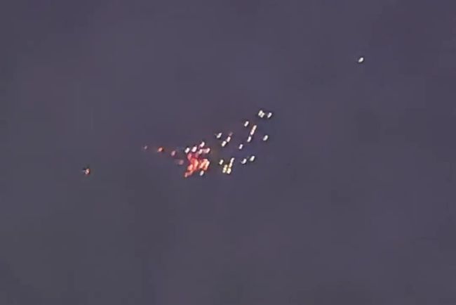 哈尔滨上空现不明飞行物 悬停20分钟