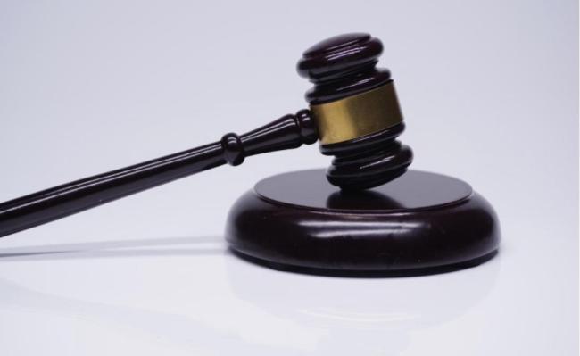 男子因妻子交叉摆放厨具将其掐死 精神分裂症患者作案获刑7年