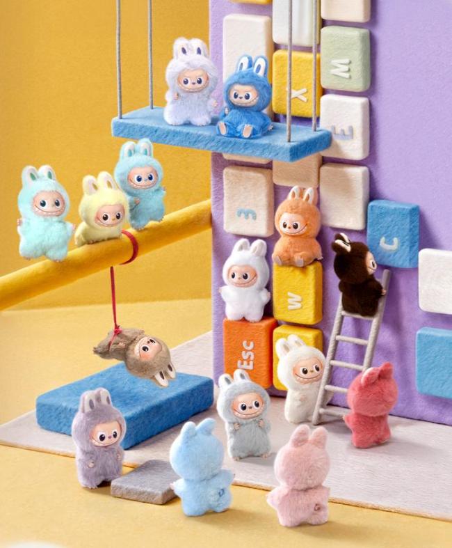 LABUBU新款疯抢 有大学生被骗了又骗 警惕二次诈骗陷阱