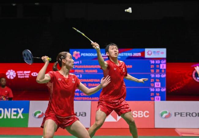 为世界第一复仇！张驰闪耀全场，星驰组合2-0擒黑马晋级世锦赛8强 混双八强争夺战告捷