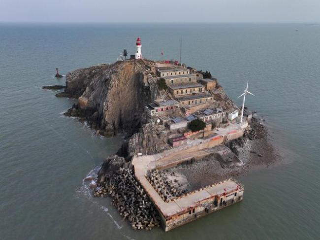 今天14亿中国人都是护旗手 爱国热潮涌动