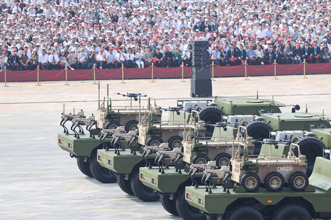 “AI、激光、芯片…解放军装备已经NextLevel”