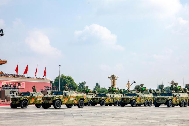 韩国学生被中国阅兵震撼 文化输出的视觉震撼