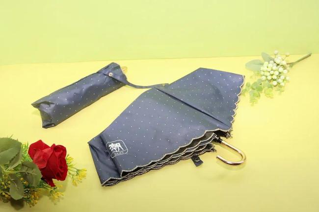 近期出门少穿鲜艳衣服 防马蜂蜇伤