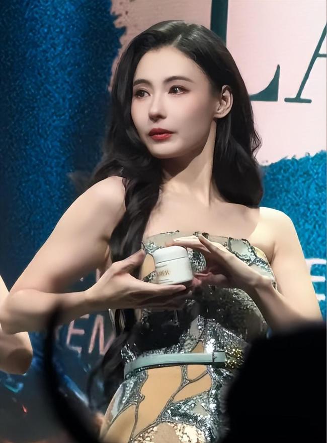 45岁张柏芝近况曝光 女神依旧惊艳