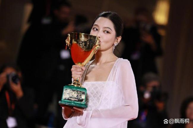 辛芷蕾说对金钱有欲望是不想留遗憾 梦想成真之路
