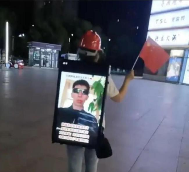 反网游家长全国奔走苦盼孩子回归 呼吁陪伴与引导