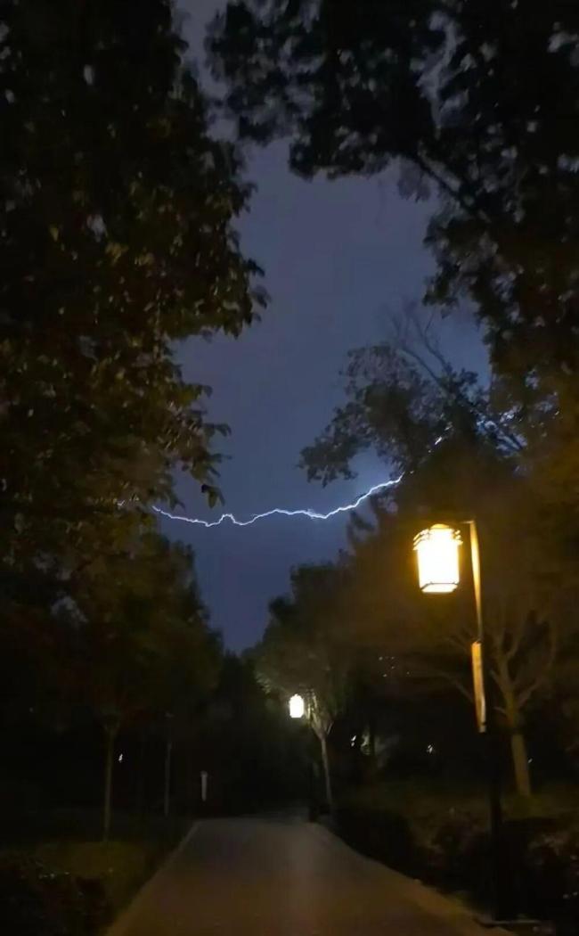 雷暴后400多人挤爆急诊科 雷暴哮喘突发