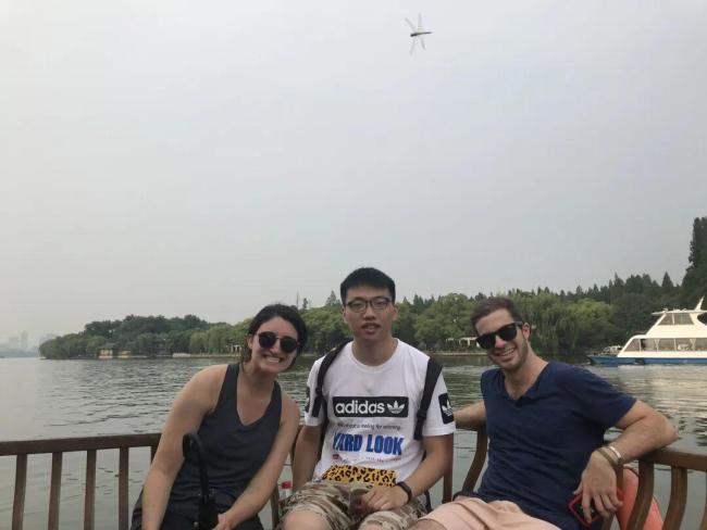 入境游火热背后 外语导游去哪了