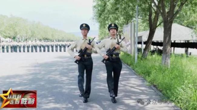 閱兵場上的“親兄弟” 并肩追夢共奮進(jìn)