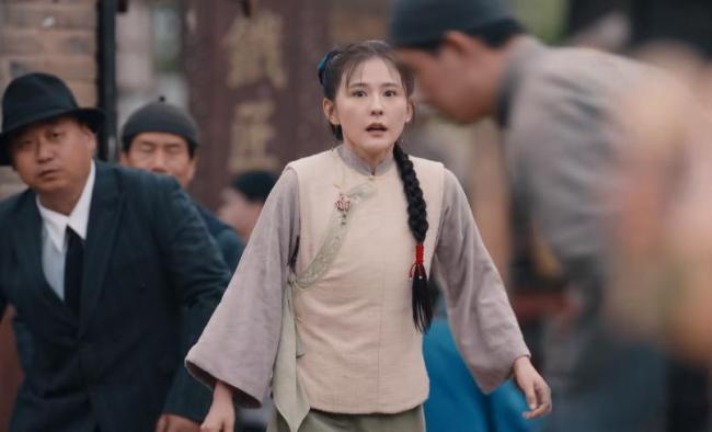 热依扎在《灼灼韶华》中表现如何 年龄与演技引发争议