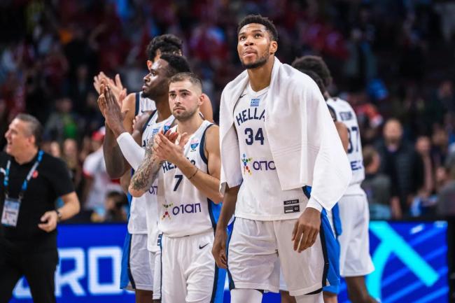 打爆字母哥的土耳其妖星 NBA最稀缺的空间型内线 限制字母哥的秘诀