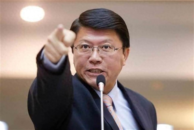 台最新民调显示谢龙介大胜林俊宪